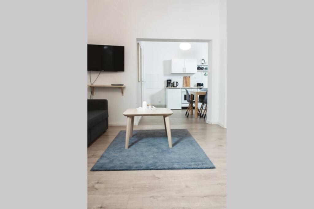 City Apartment Near Shooping Center, 6 Guests Berlin Kültér fotó